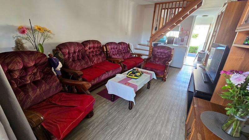 3 Bedroom Property for Sale in Somerset Ridge Western Cape